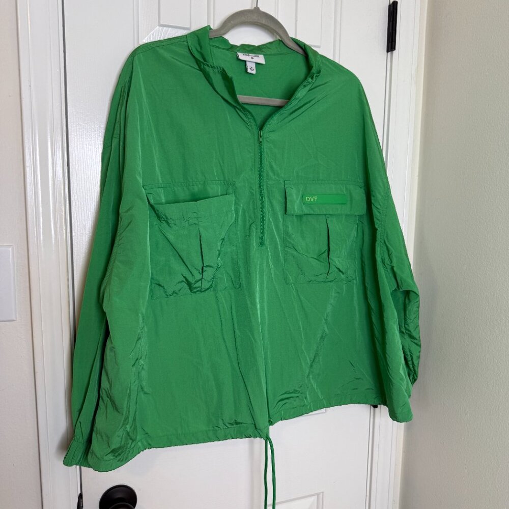 Green pullover rain jacket